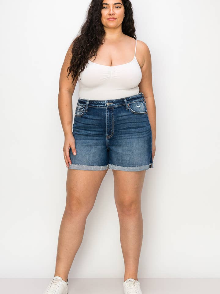 TAGLIE FORTI - PANTALONCINI ELASTICIZZATI A VITA ALTA CON POLSINO MIDI per la vendita all'ingrosso da parte di ARTEMIS VINTAGE