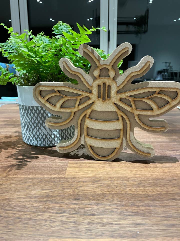 Free Standing Layered Bee for wholesale by manchester laser cuts