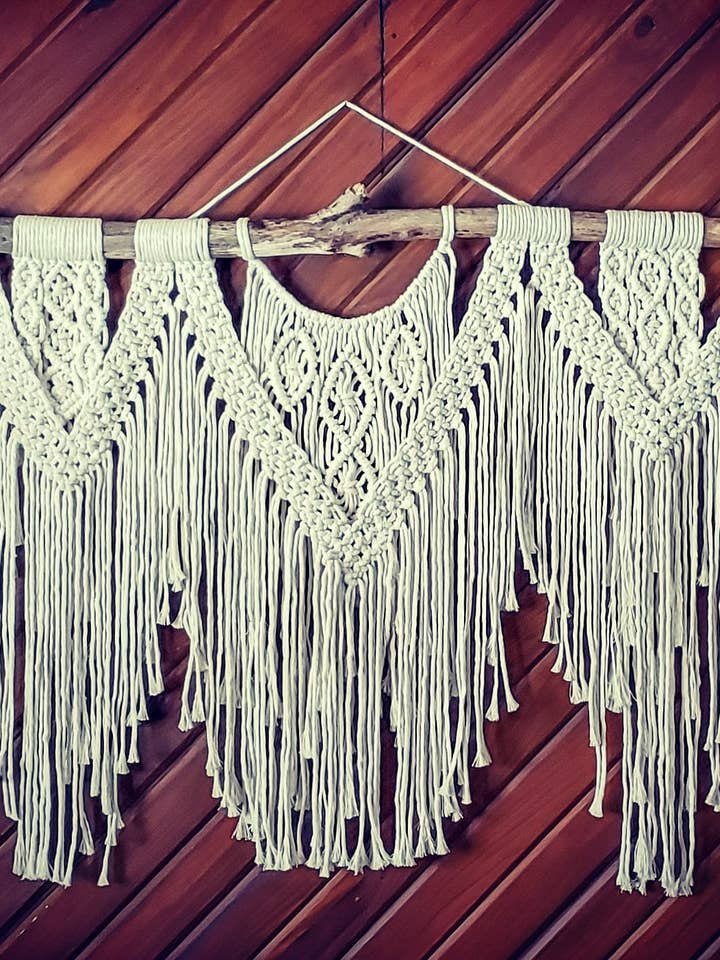 Tenture murale en macramé Fran - Xl pour la vente par Knotty Boho Designs