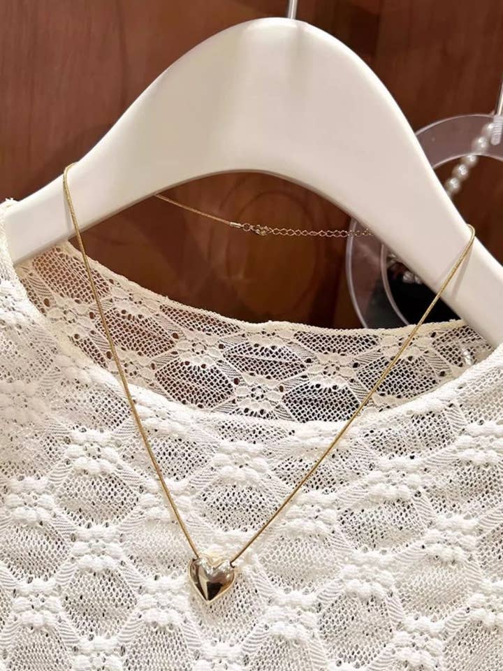 Rosa Clothing - Wholesale T-Shirt - Women's - Sheer Mesh Diamond Floral Lace Layering Fitted Crew Top7