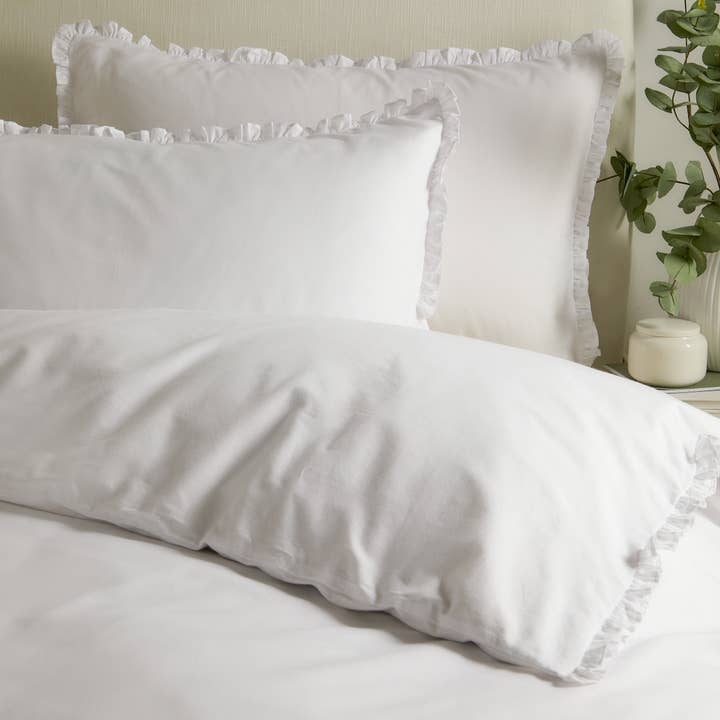 Tilly 100% Cotton Ruffle Duvet Cover Set White for wholesale on Faire1
