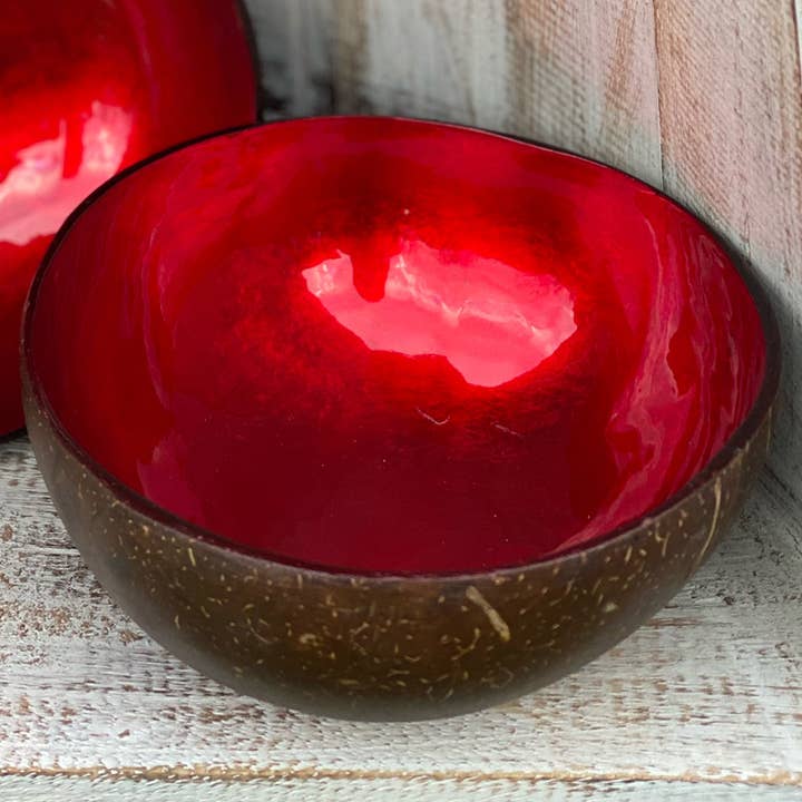 VIE - Wholesale Decorative Plate/Dish/Bowl - Hand-Painted Coconut Bowls, Lacquered, Set of 215