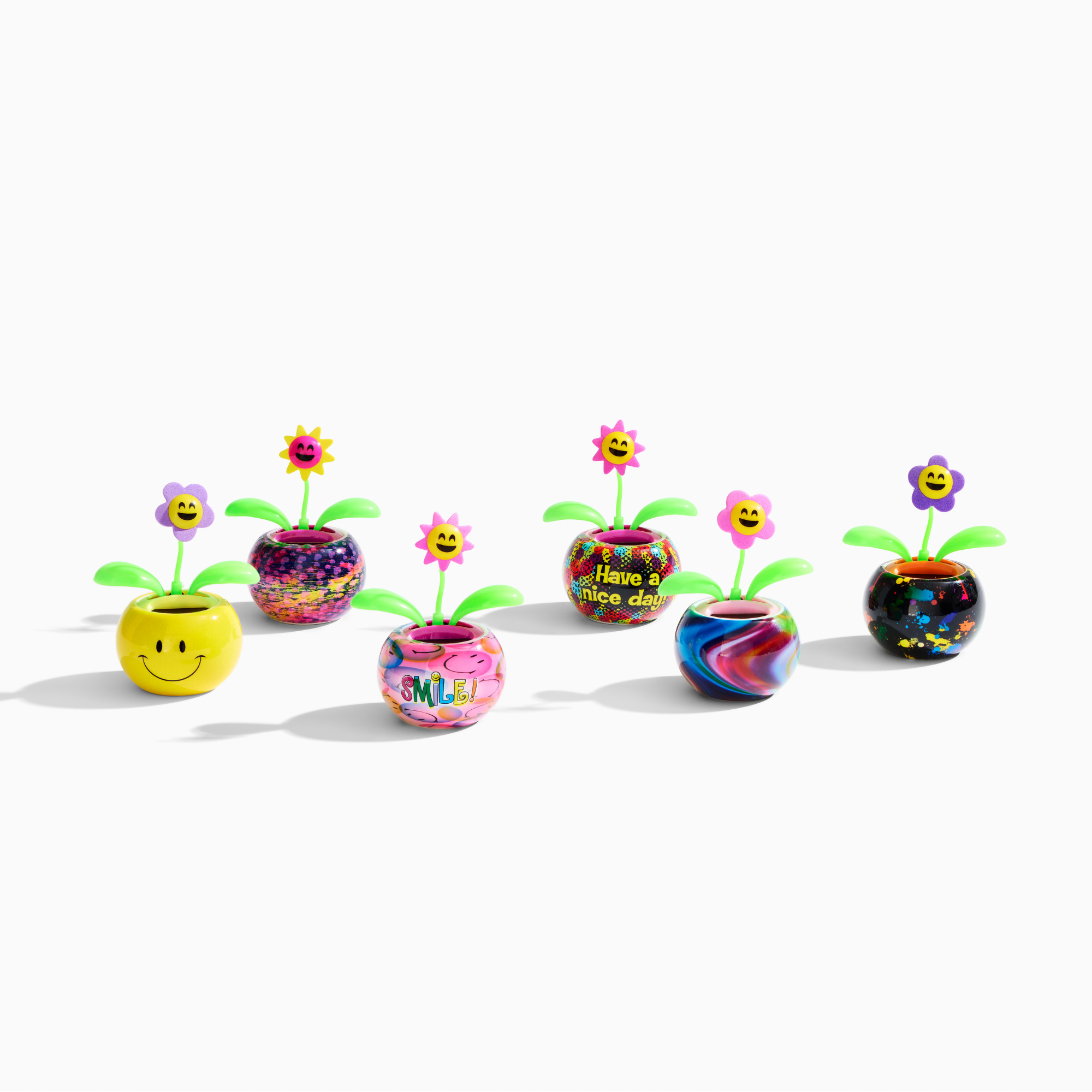 RCS Gifts - Wholesale Outdoor Ornament/Decor - “Groovers” Solar Powered Dancing Flowers2