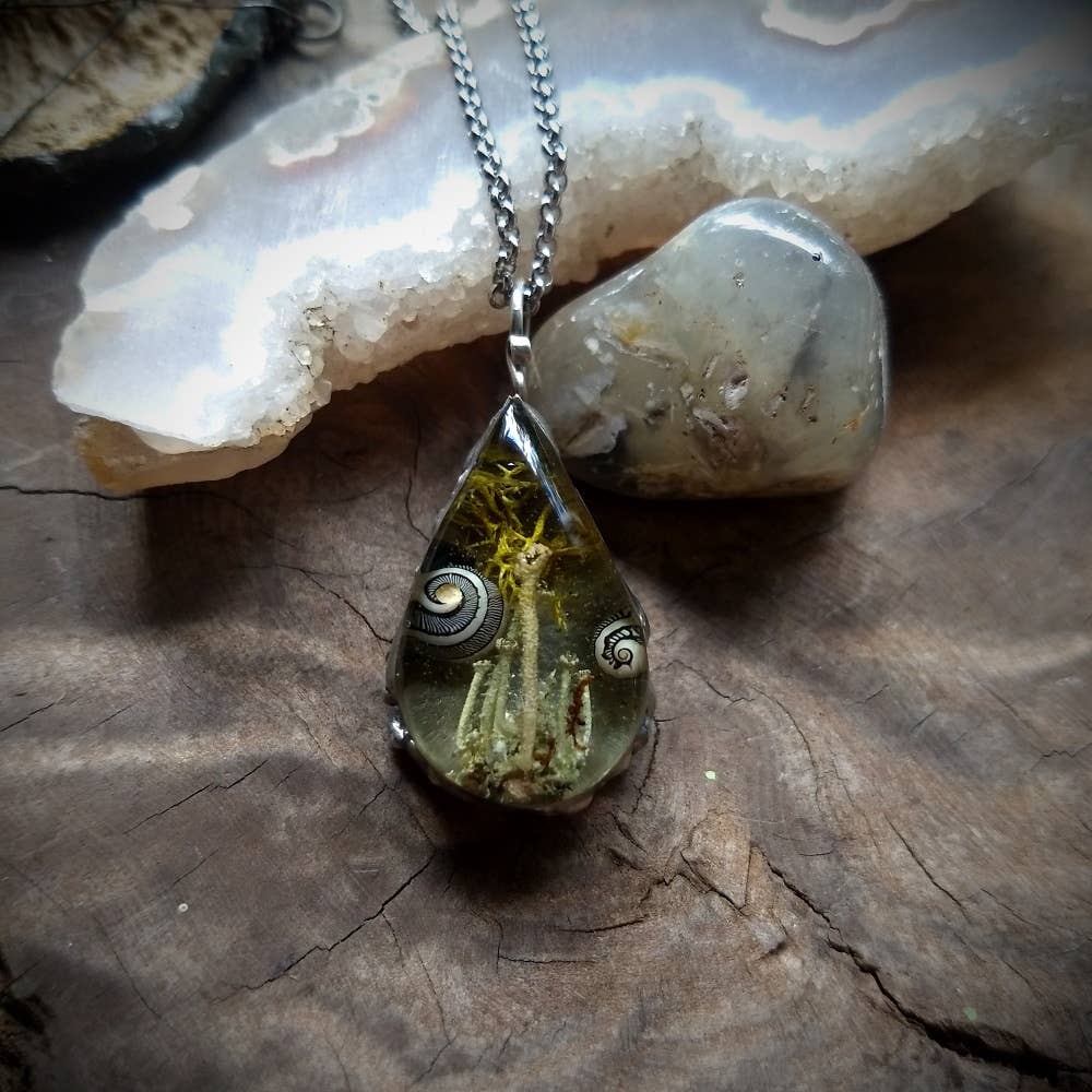 Baba Yaga - Wholesale Pendant/Charm Necklace - Underwater Garden Necklace - Small1