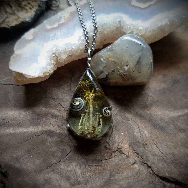 Baba Yaga - Wholesale Pendant/Charm Necklace - Underwater Garden Necklace - Small1