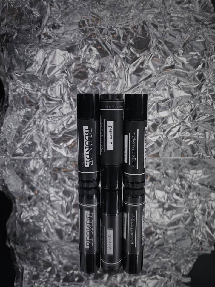 Baume à lèvres non parfumé pour la vente par Blonde By Kiara Joyce