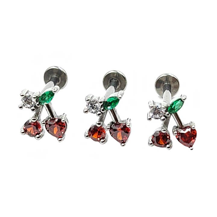 Piercing acier cerise
pour la vente par MYLENE ET FELIX