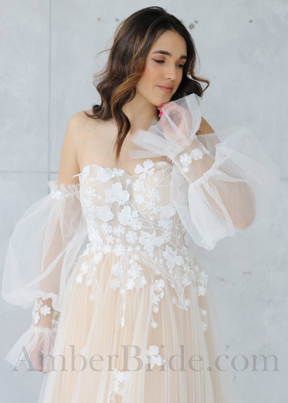 Amber Commerce Group, MB - Wholesale Gown - Women's - Rustic A-Line Wedding Dress with Flower Appliques and Long Puffy Sleeves2