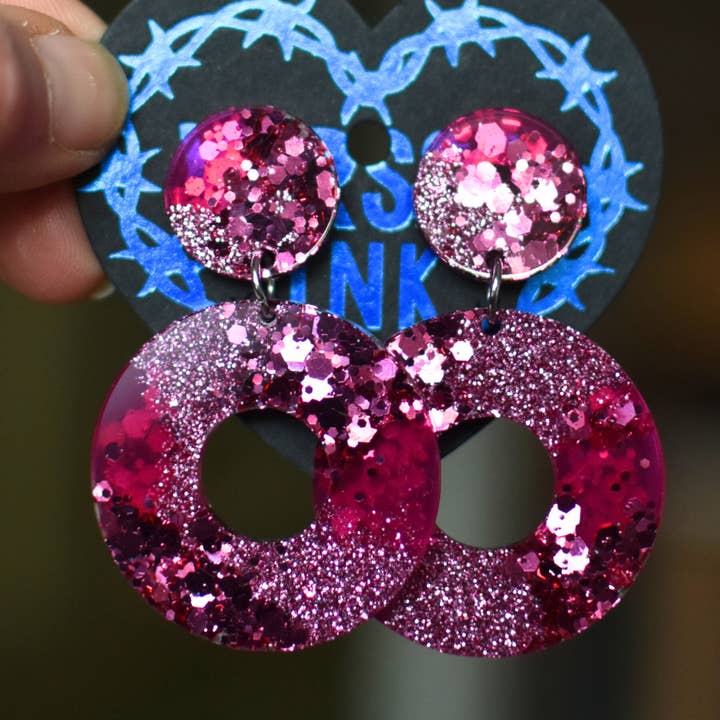 Överi Bling Octagon et boucles d'oreilles en forme de cerceaux pour la vente par Vorssa Ink