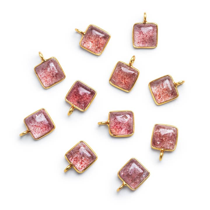 8mm Vermeil Indfattet Jordbærkvarts Firkantet Vedhæng 1 Perle for engroshandel hos The Bead Traders