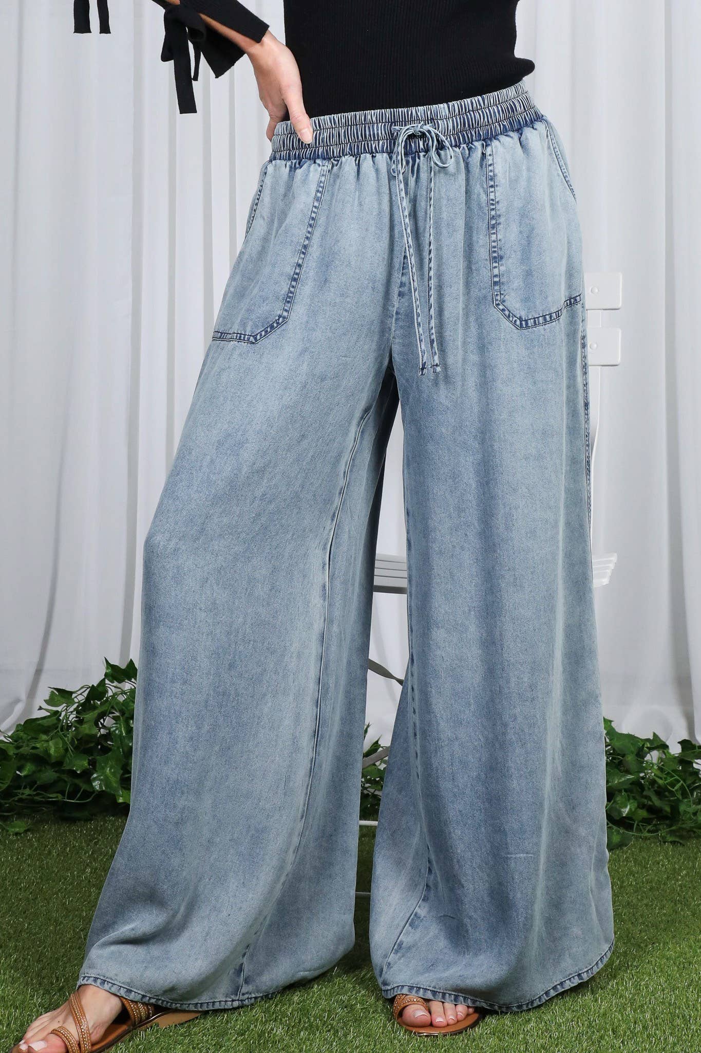 Vine & Love - Vente Jean – femme - Pantalon en denim chambray à jambes larges et taille haute 100 % Tencel VP830191