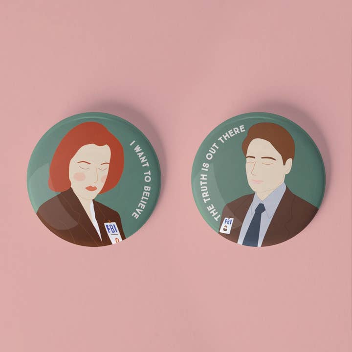 X-Files Pinback-Tasten 2er-Set für den Großhandel von Sleepy Mountain