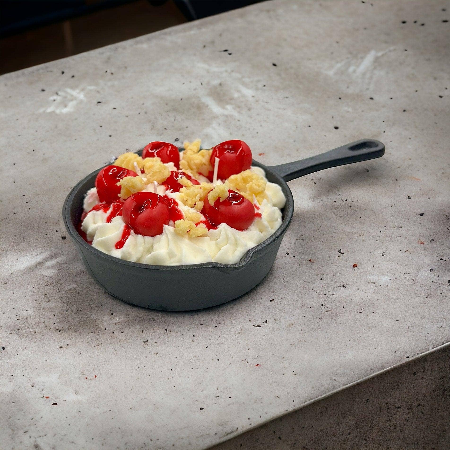 Doodlations - Wholesale Novelty Candle - Cherry Yum Yum Iron Skillet Candle