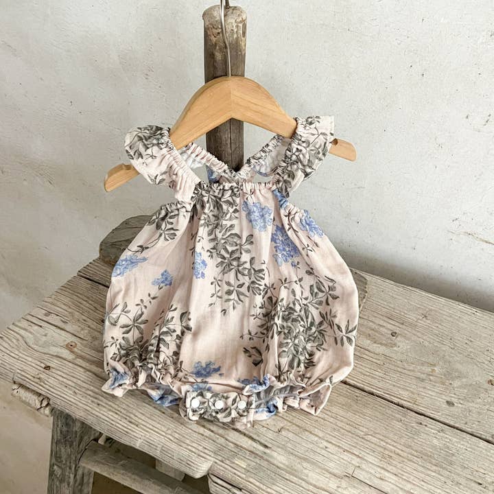 Little Chic Boutique – Bodysuit - Bebé por atacado – Bodysuit Floral para Bebé Menina 3-24M Roupas de Bebé por Atacado V38240517000212