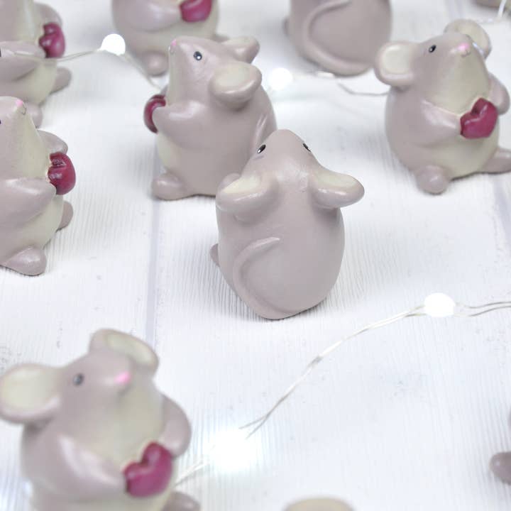 Gwenngwenn - Wholesale Decorative Figurine - Mouchette the mouse with heart - signed ceramic miniature3