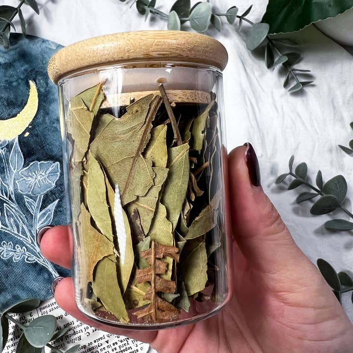 Moon Street Kits - Wholesale Meditation Supplies - Bay Leaf for Manifestation, Protection & Clarity1