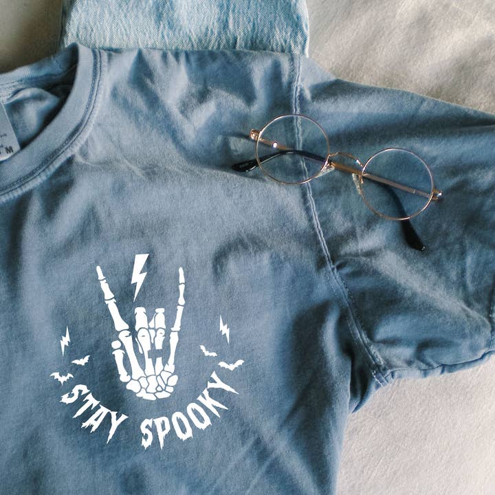 P E T I T R U E - Wholesale Screen Printed T-Shirt - Women's - Halloween Tee T Shirt Stay Spooky5