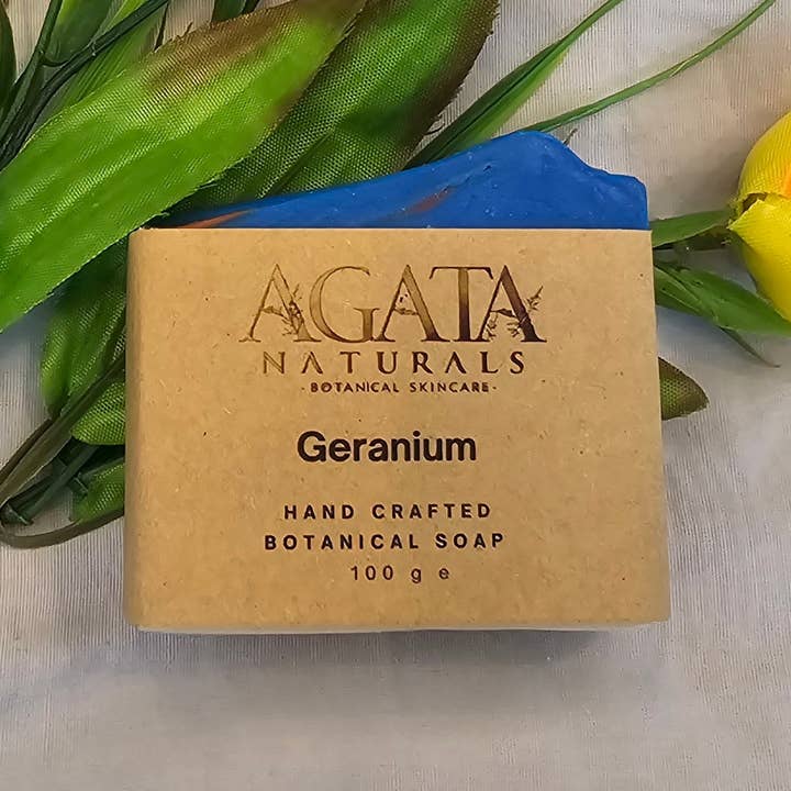 Sabonete de Gerânio – Barra Floral Artesanal com Óleo de Coco e Manteiga de Karité por atacado de Agata Naturals Ltd