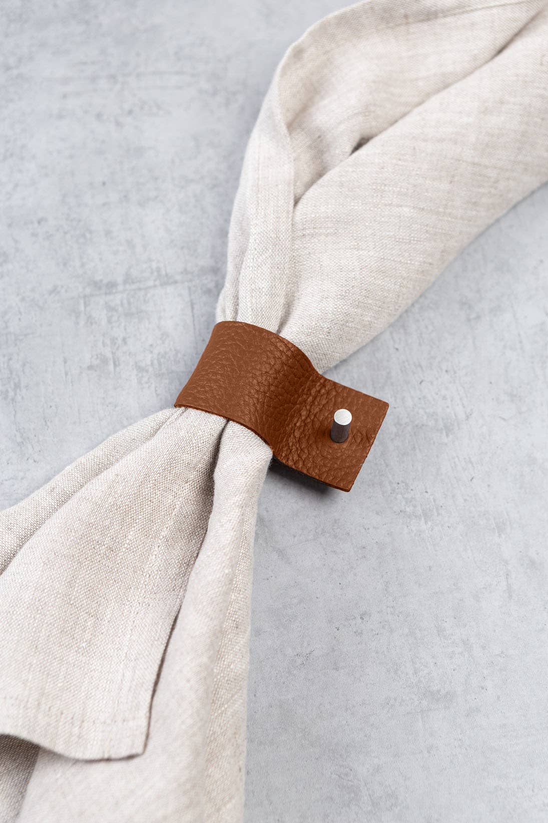 NAMUOS – Großhandel Serviettenringe – Serviettenringe aus 100 % Leder in Rostoptik3