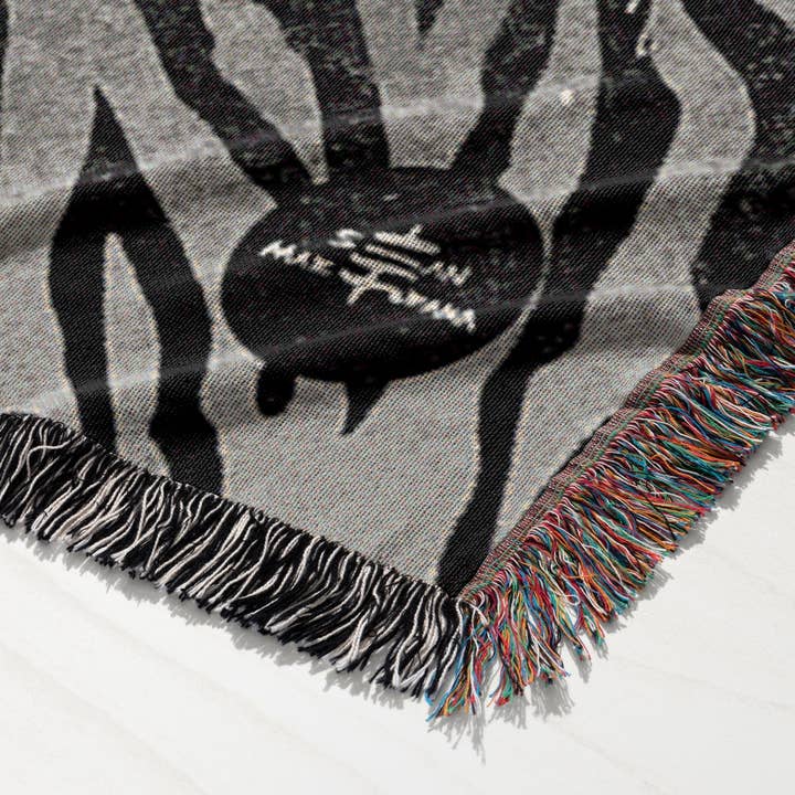 Sean Martorana - Wholesale Throw Blanket - AEON Tiger Blanket Black White Gold2