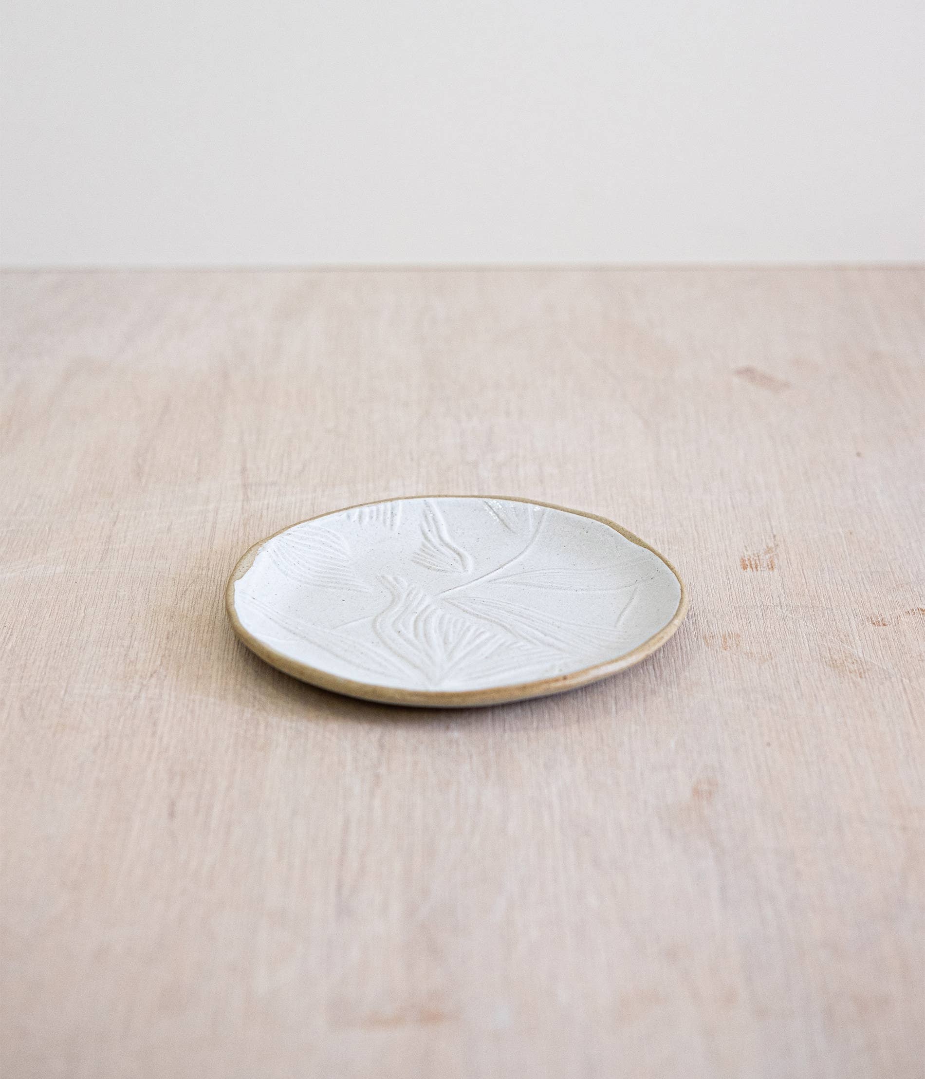 KP Studio – Prato de joias por atacado – Prato de bugiganga de cerâmica artesanal1