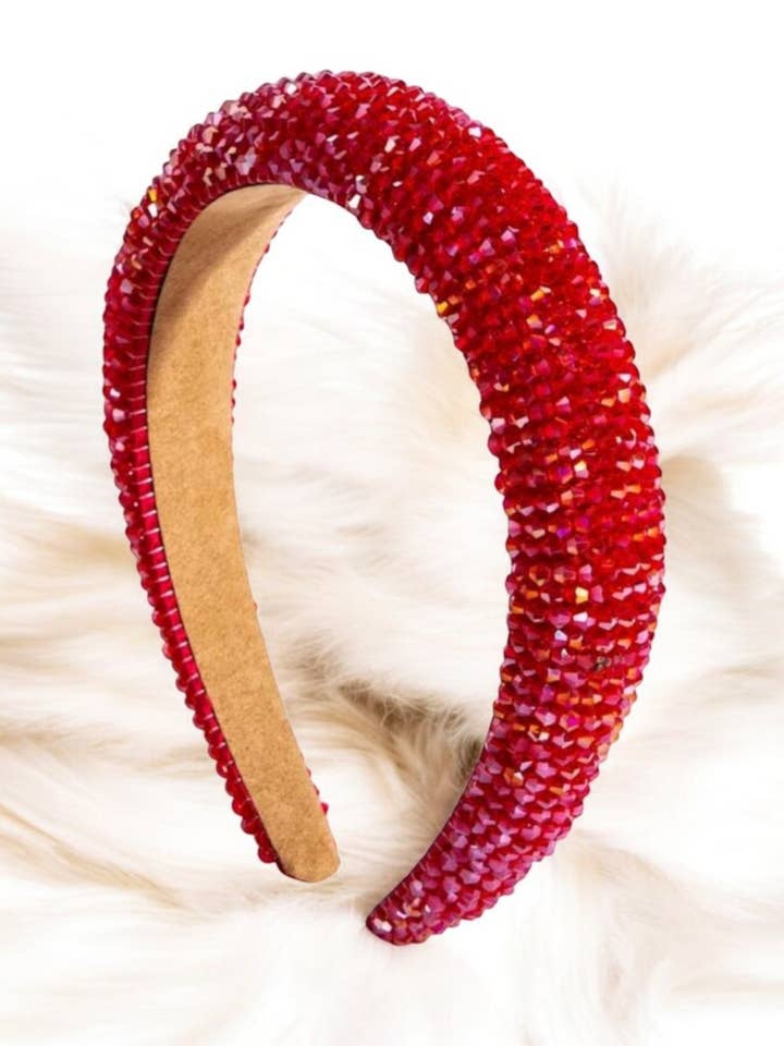 Giv hende alle moderigtige juvelbesatte royale hårbånd for engroshandel hos The Bling Barn