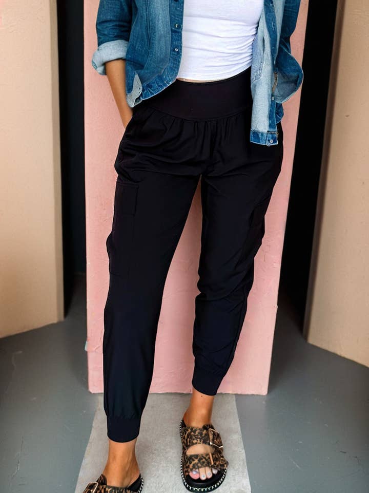 Black Elastic High Waist Pocketed Cargo Jogger Pants for wholesale by Lovesoft