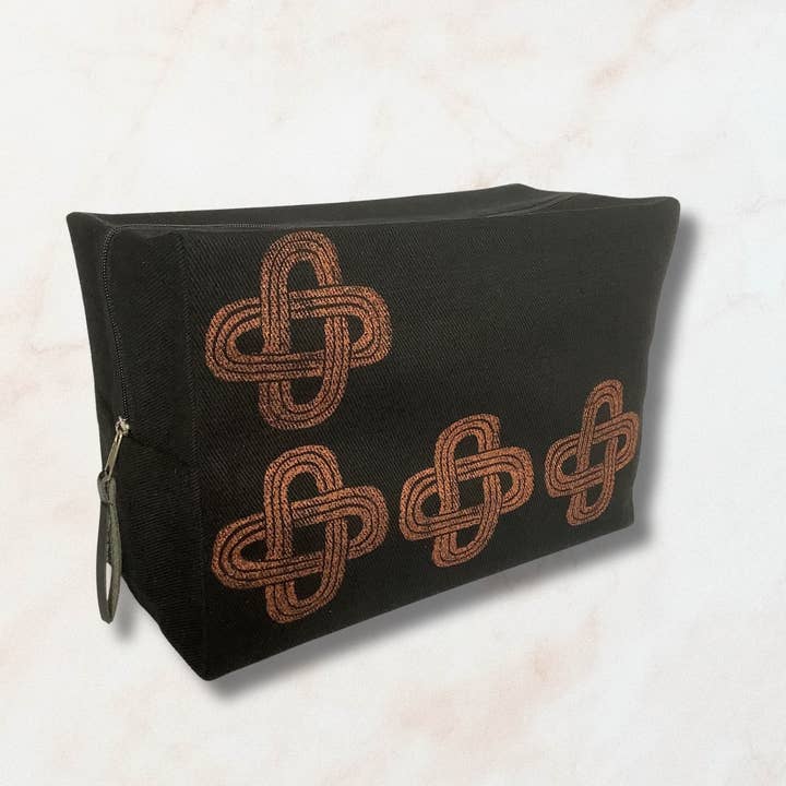 Herrnecessär i canvas med läderhandtag för wholesale av Raina Atelier