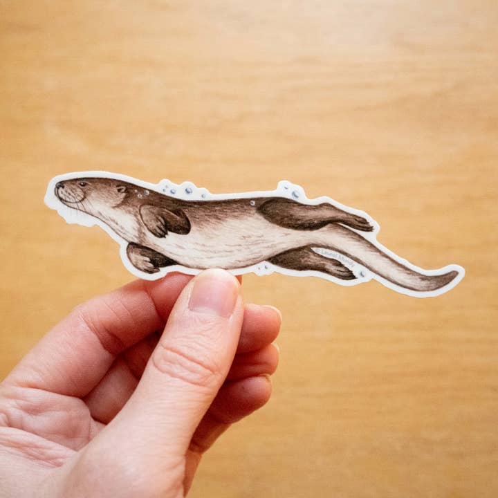 Zwemmen Rivierotter 4,75"x1" Vinyl Sticker voor wholesale door Laurel Mundy Illustration