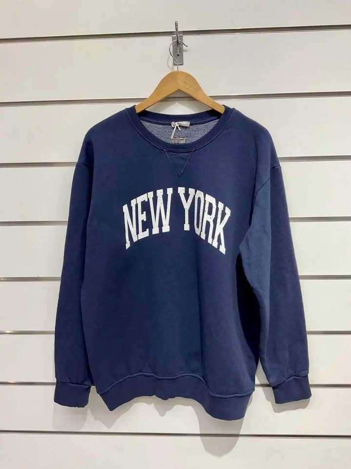 Chilli Girl Collection - Wholesale Sweatshirt - Women's - Round neckline New York fleeced Sweatshirt