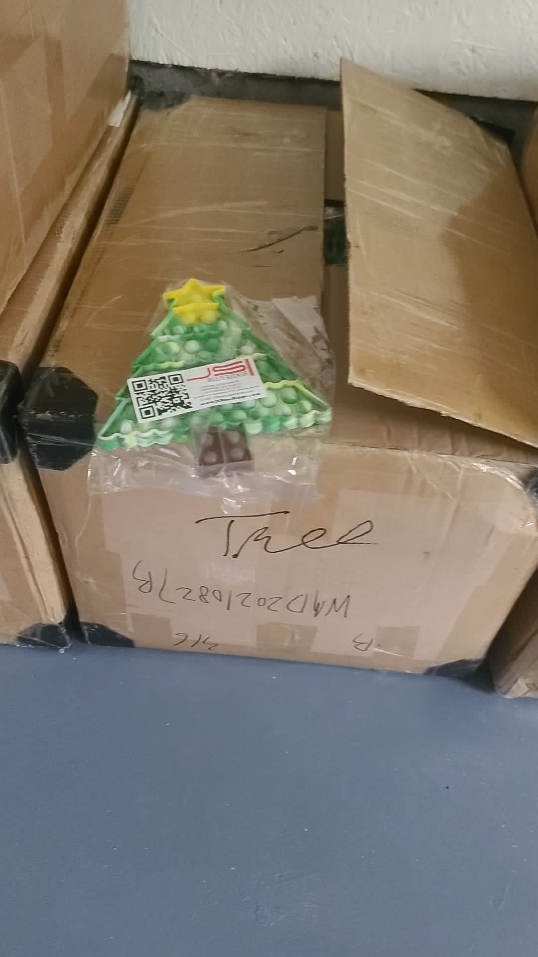 JSBlueRidge Toys - Wholesale Fidget Toy - Kids - Holiday Winter Tree Pop It Fidget Kids Toys12