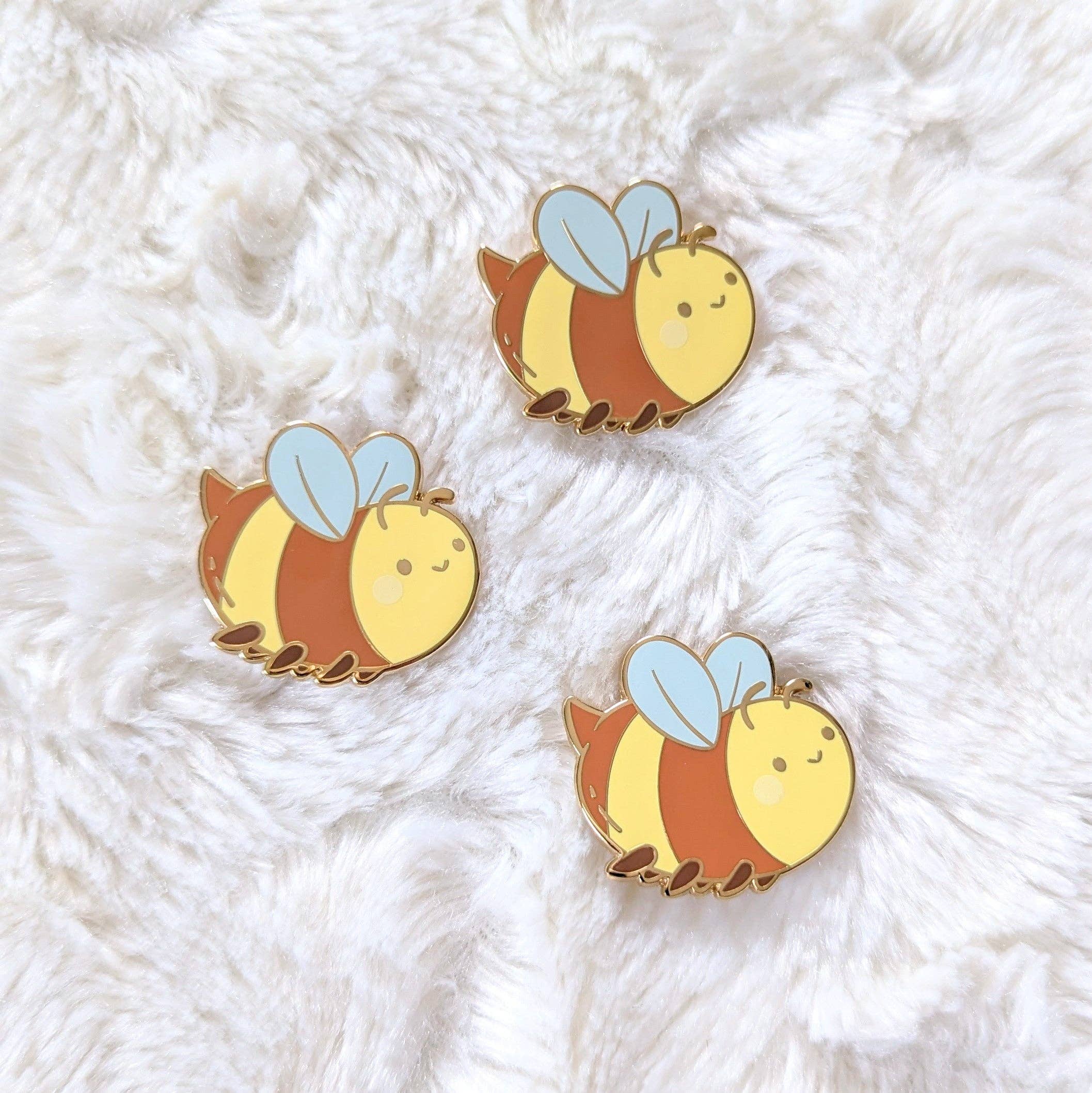 Arcasian - Wholesale Lapel Pin/Button - Bee-utiful Bee Enamel Pin2