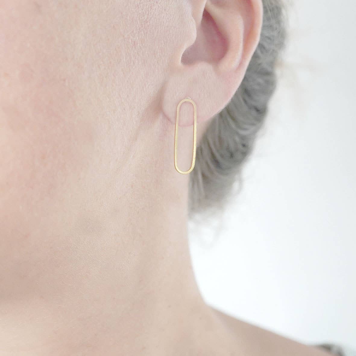 Fräulein Tapir - Wholesale Stud/Post Earrings - OVAL stud earrings2