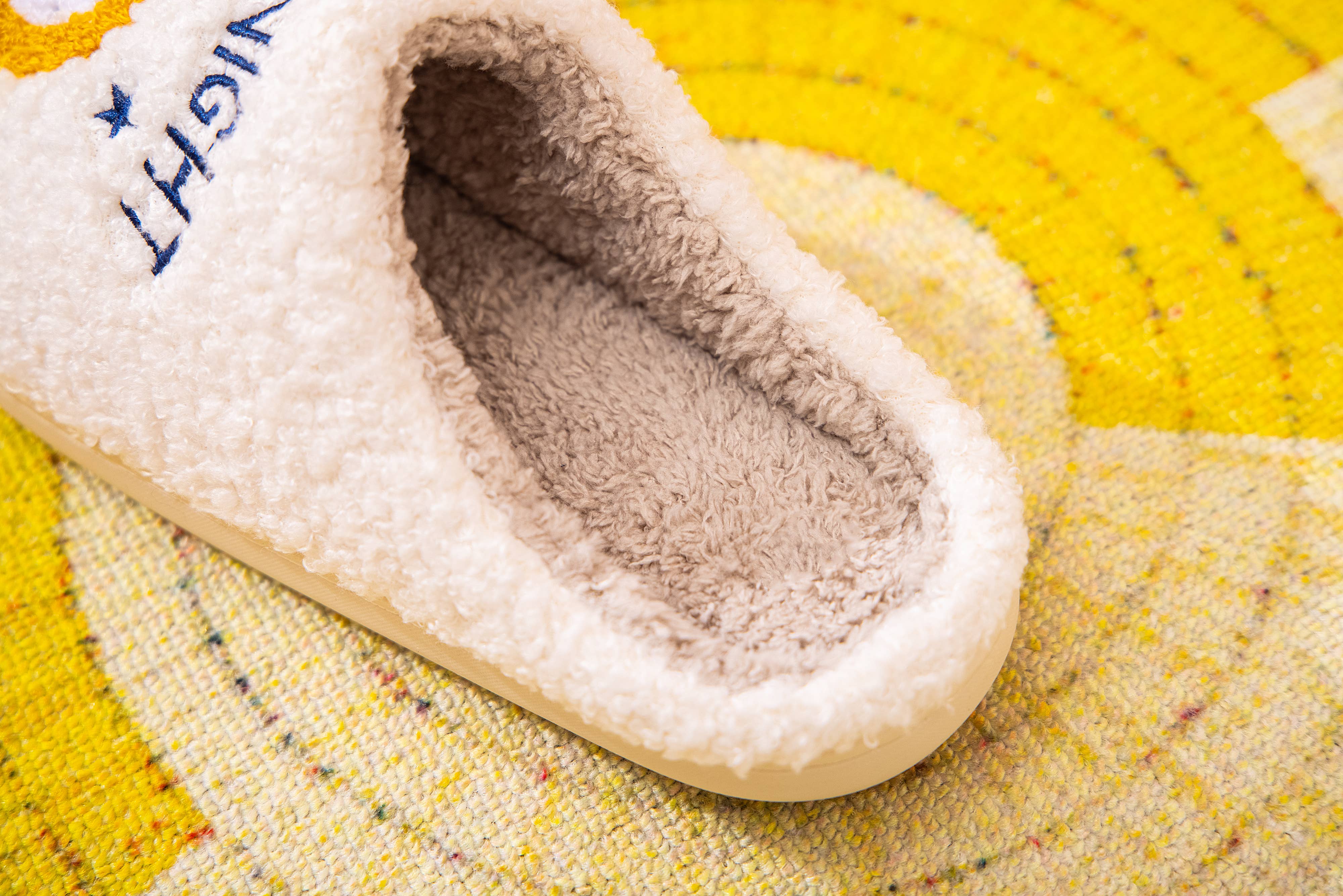 Shop Lev – wholesale Slippers – Women's – Fun Cartoon Illustrated Plush Fur Slip on House Slippers11