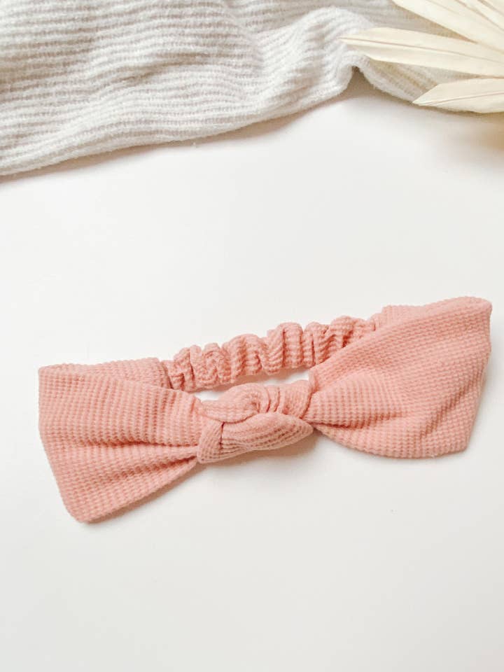 Rose Ditsy pour la vente par The Knotted B