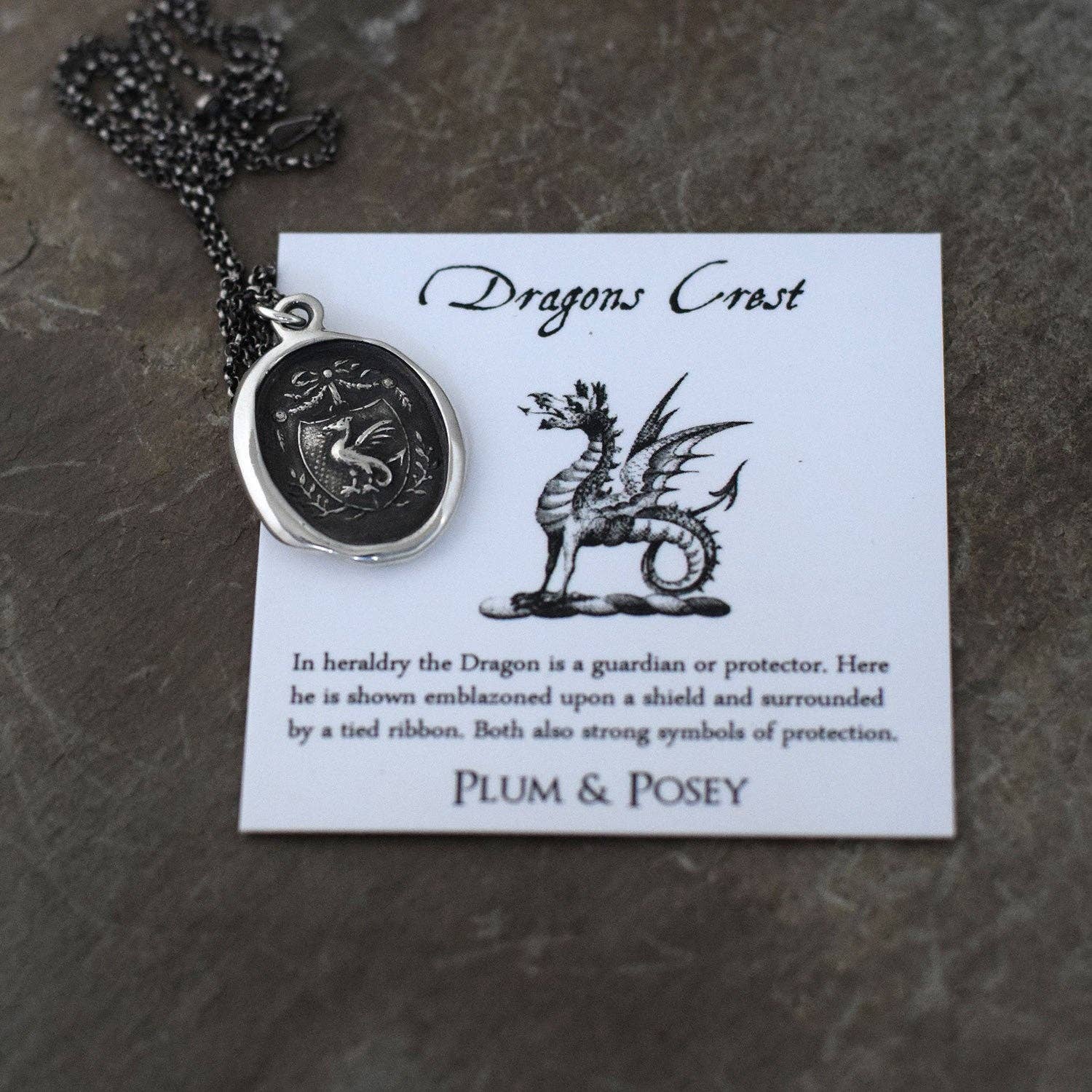 Plum and Posey – Colar pingente/pendente por atacado – Colar selo de cera Dragons Crest1