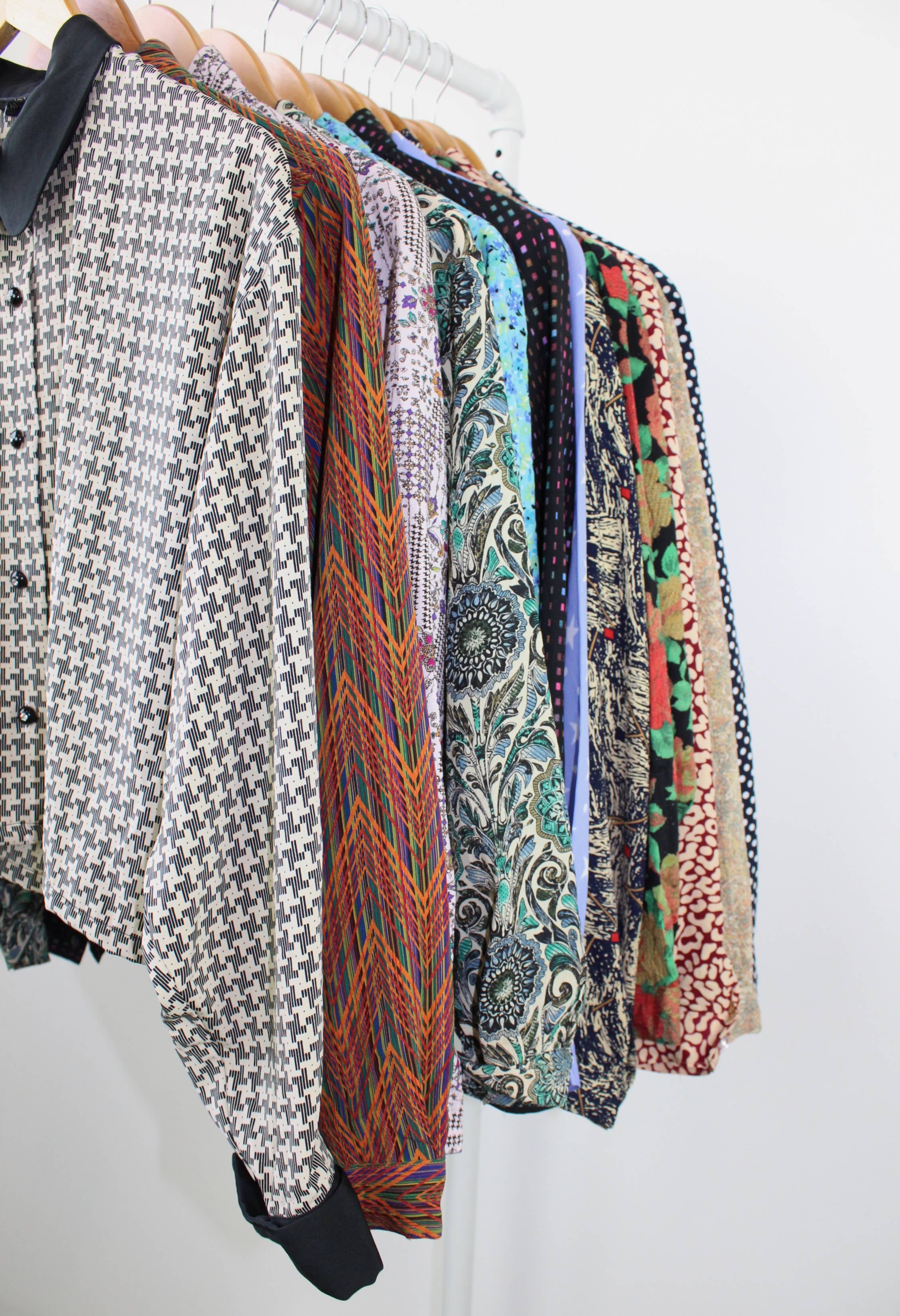 Sun's Out! – wholesale Blouse – Women’s – Reworked Long-Sleeve Button Up Blouse - Cropped 11