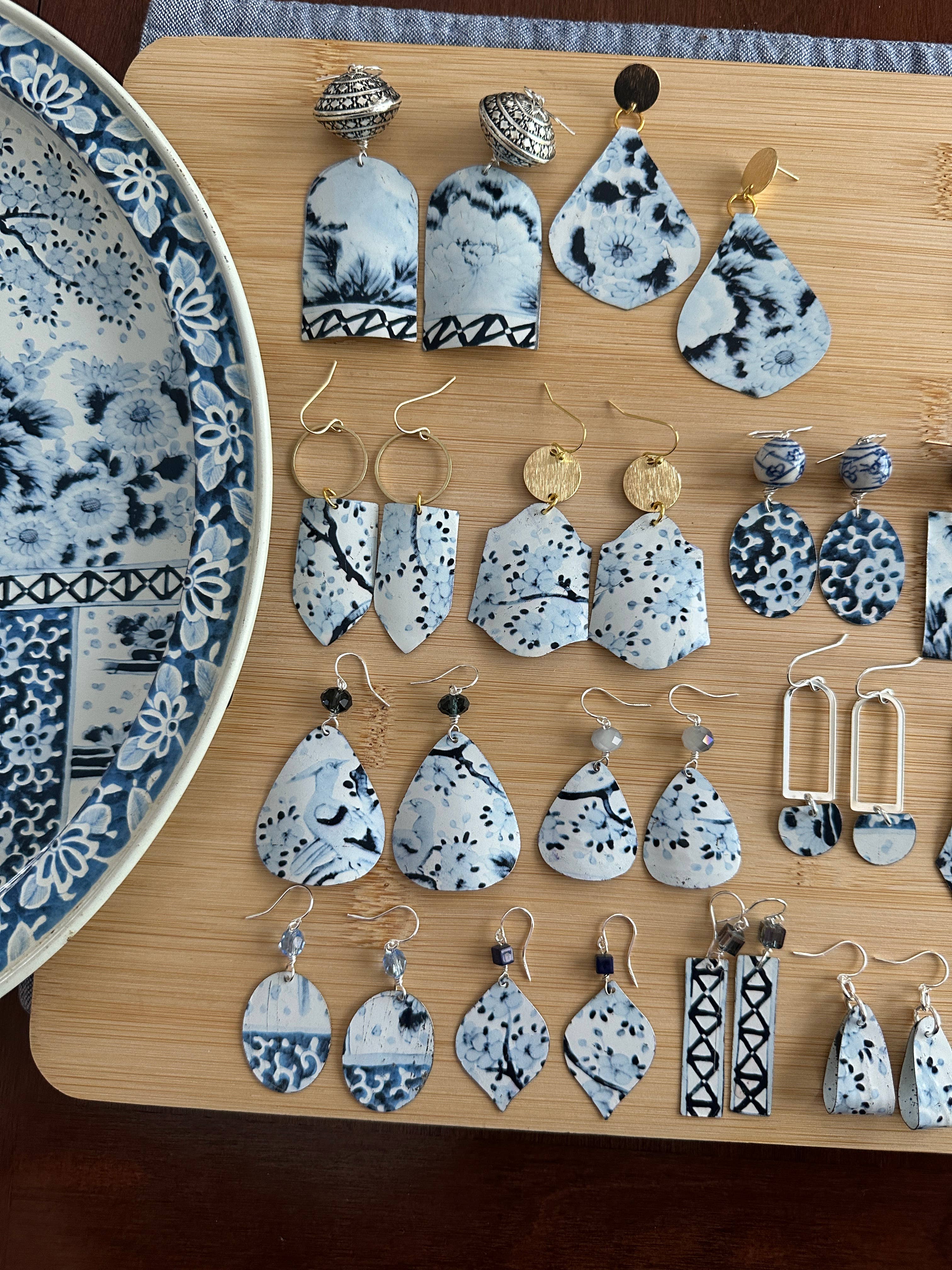 TTE Designs - Wholesale Dangle Earrings - Blue and White Chinoiserie Inspired Vintage Tin Earrings2