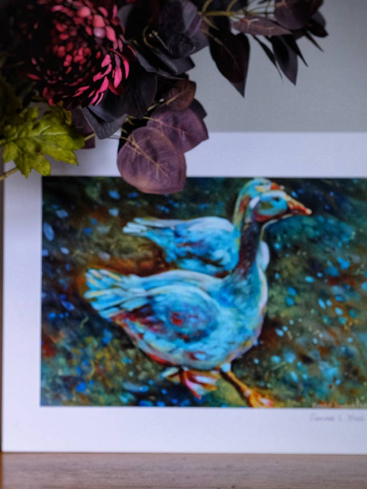 Mucky Boots © Goosey Gander Geese Farm House Impression artistique pour la vente par Ruftyroohah