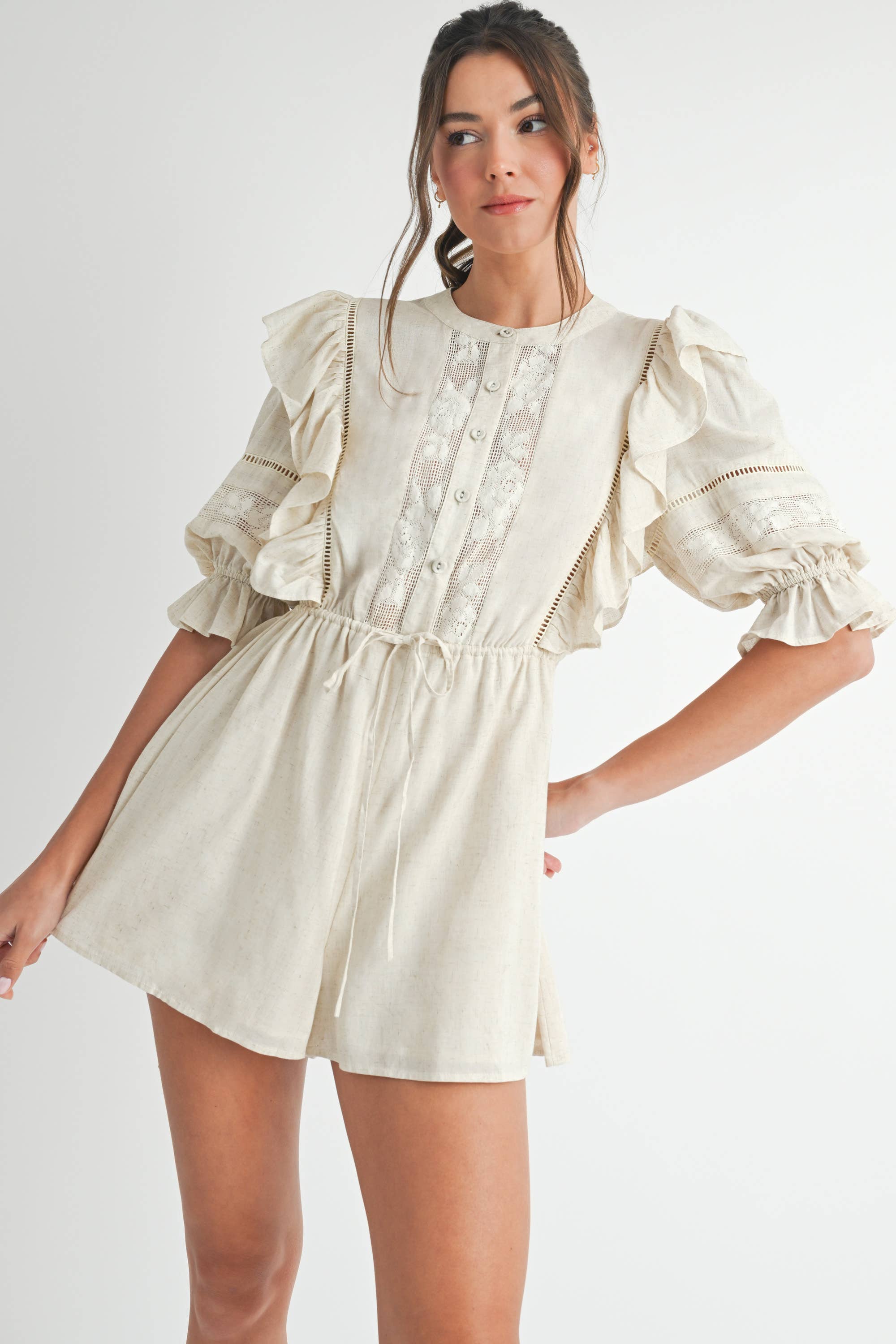 AVENA BICOLORE Pagliaccetto a maniche corte con volant in vendita all'ingrosso su Faire0