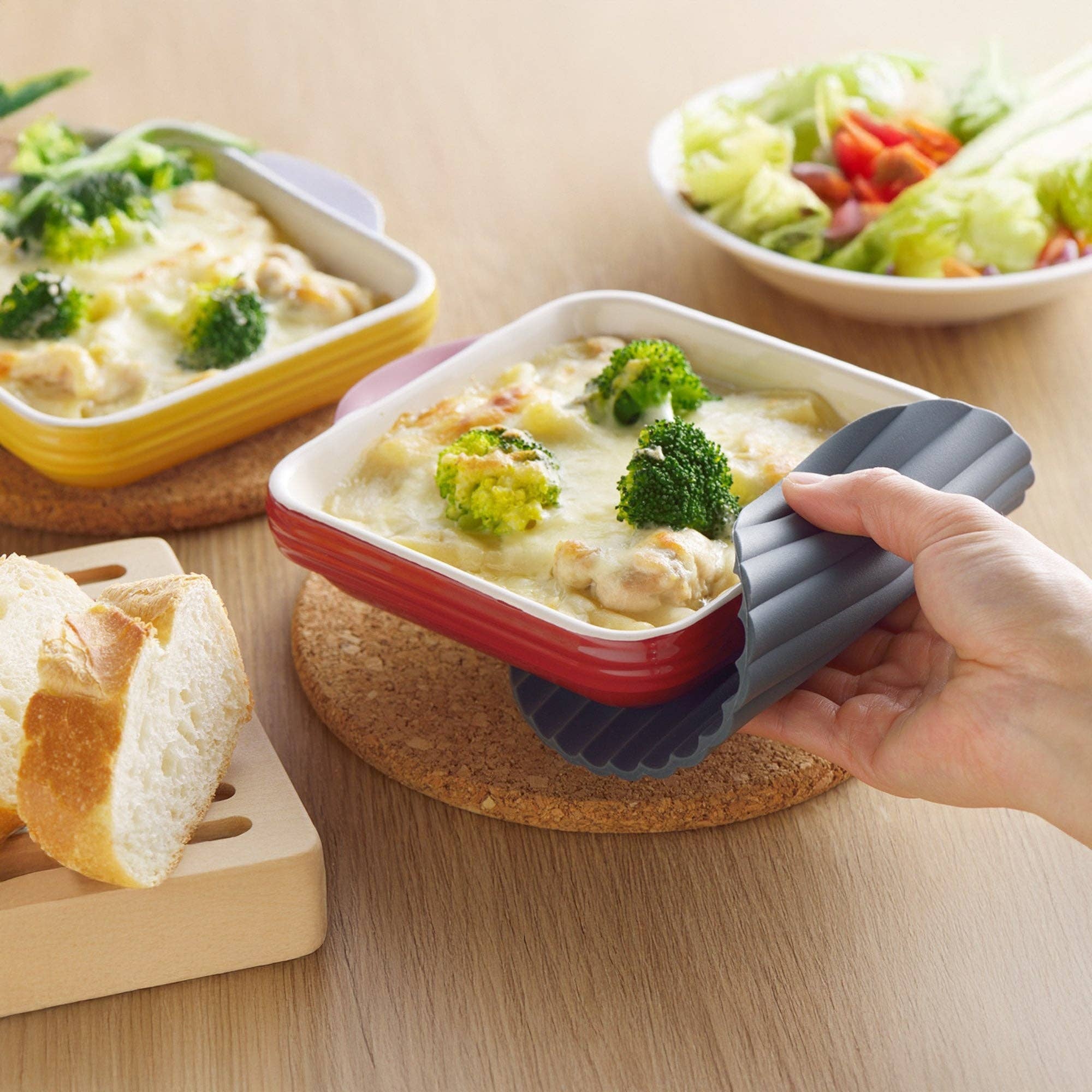 Ginza Steel - Wholesale Oven Mitt/Pot Holder - Eatoco Nami Silicone Mat – Heat-Resistant & Non-Slip Pot Holder - Dark Grey1