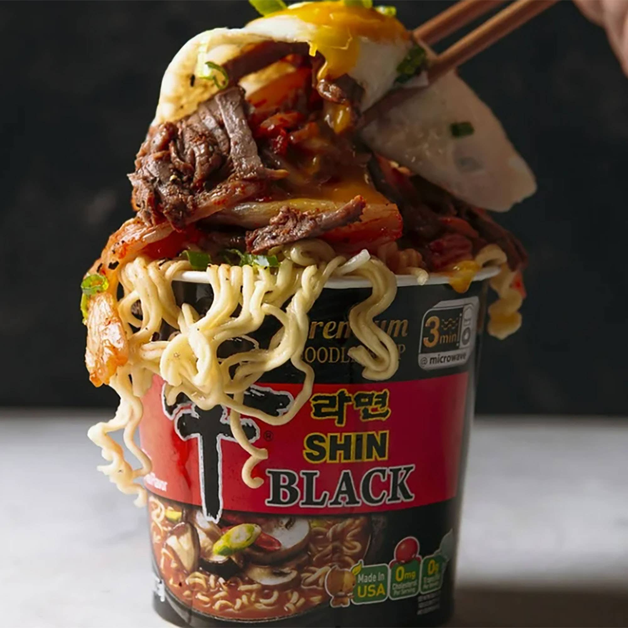 K Moitves Foods - Wholesale Ramen - Nongshim Shin Black Noodle Cup-101g (Pack of 6 Cups)1