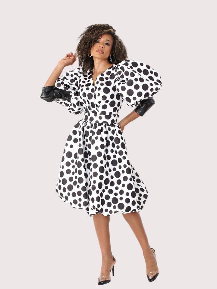 Abito Midi a Pois con Maniche a Sbuffo -82150 per la vendita all'ingrosso da parte di For Her NYC