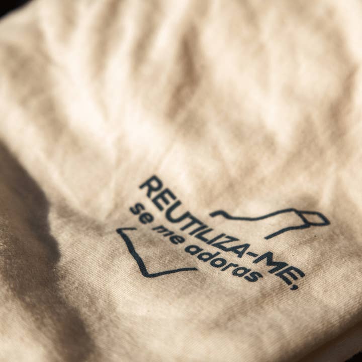 Ecoxperience - Wholesale Screen Printed T-Shirt - Unisex - "Reuse Me" EcoX T-shirt2