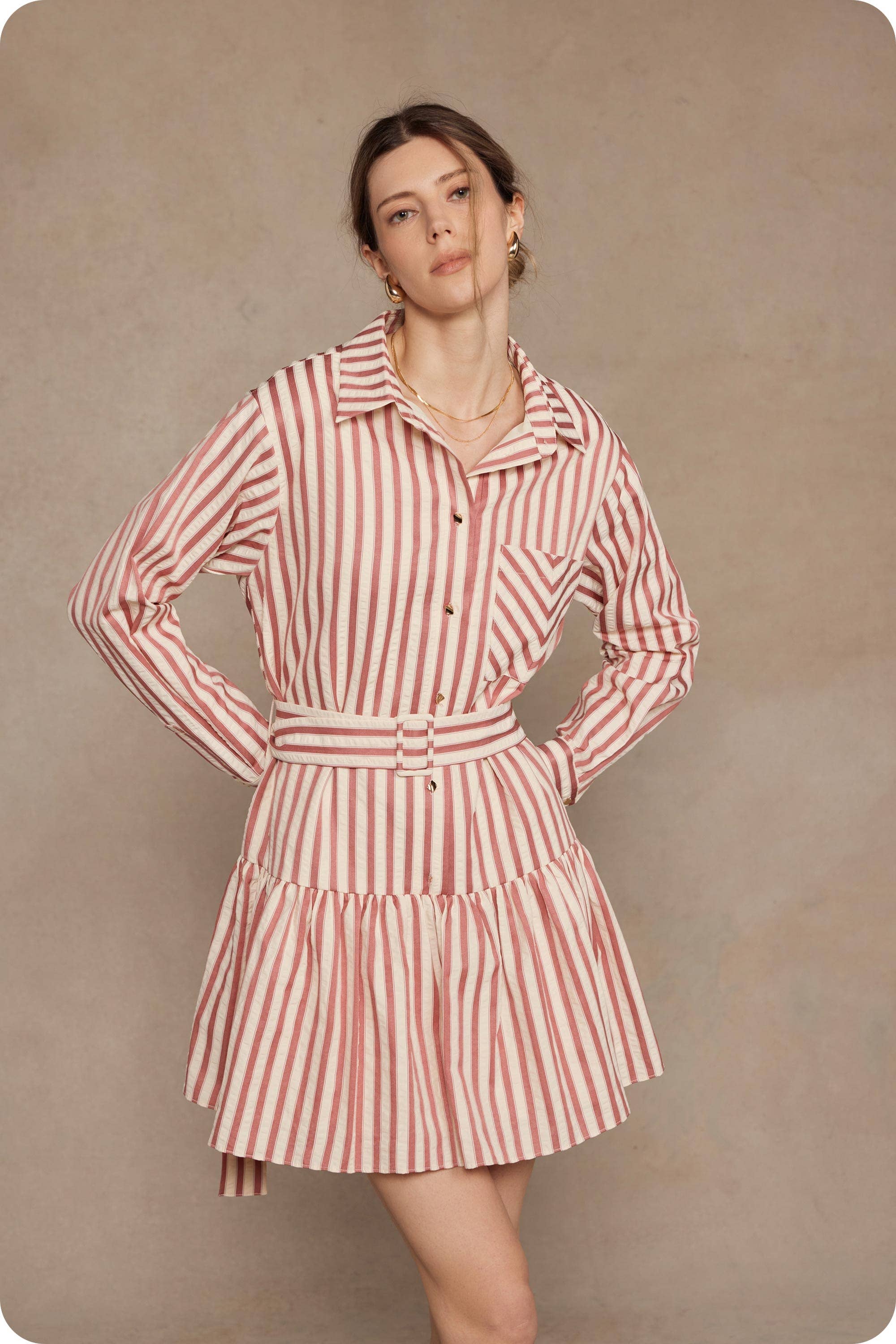 Strut & Bolt - Vendita all'ingrosso Vestito - Donna - Abito mini a righe con bottoni1