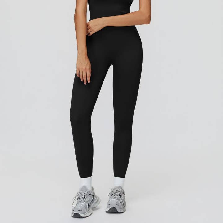 WONDERXFANS - Wholesale Athletic/Lounge Leggings - Women's - High-waisted V-neck leggings at the back10