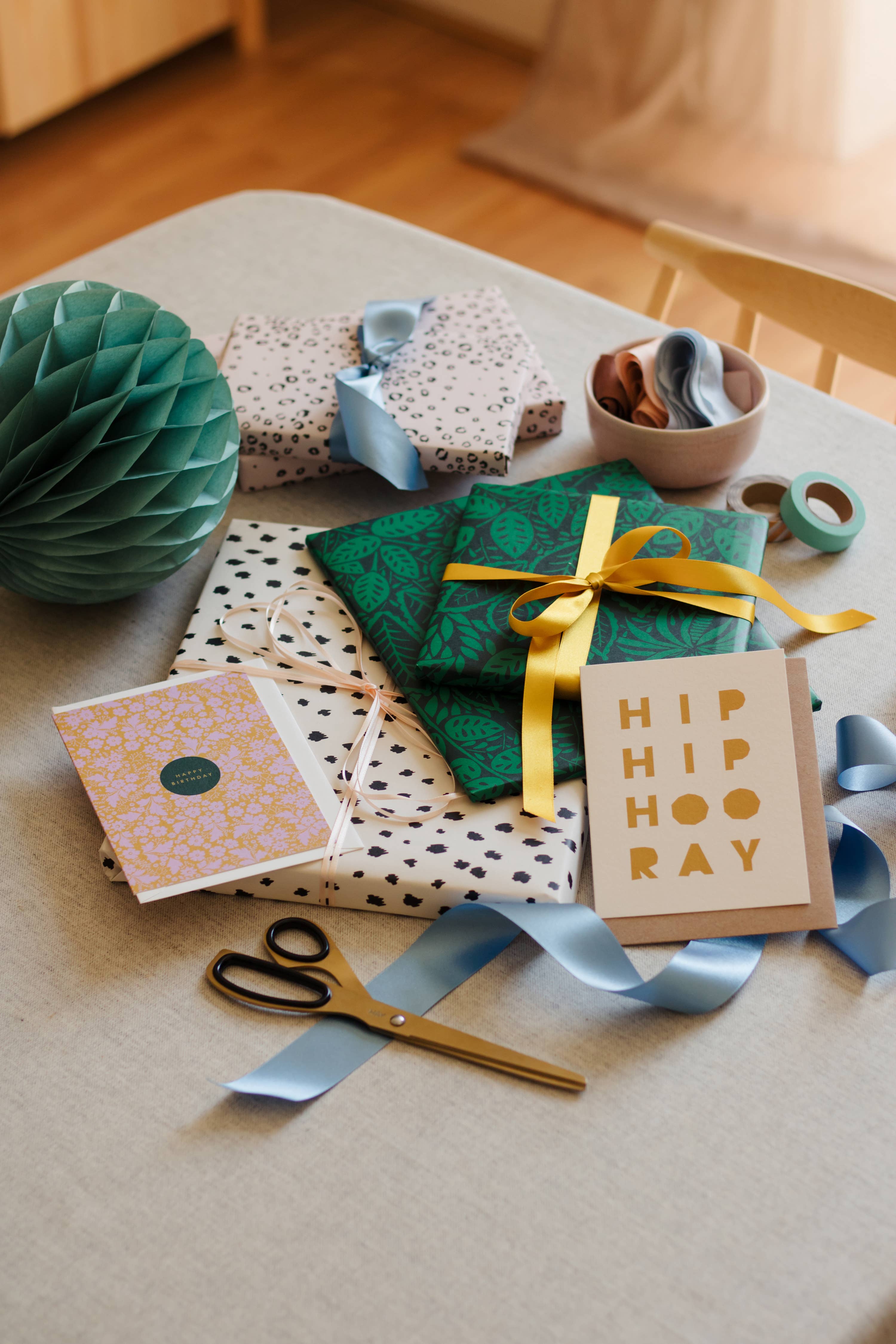 Lucy says I do - Venta al por mayor Sobre de papel de regalo - Papel de regalo con estampado de animales dálmatas1