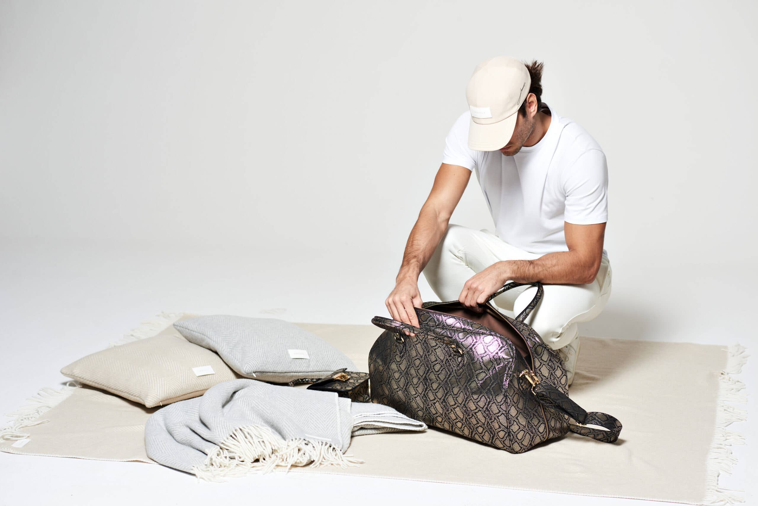 LA Pure BV - Wholesale Throw Blanket - Herringbone Blanket Lexington1