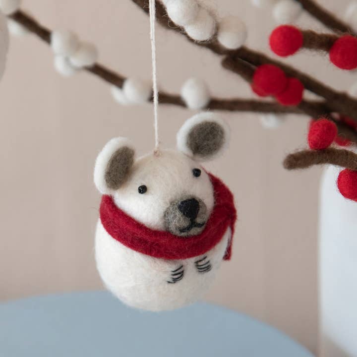 Gry and Sif - Wholesale Christmas Decoration - Polar Bear w/Scarf