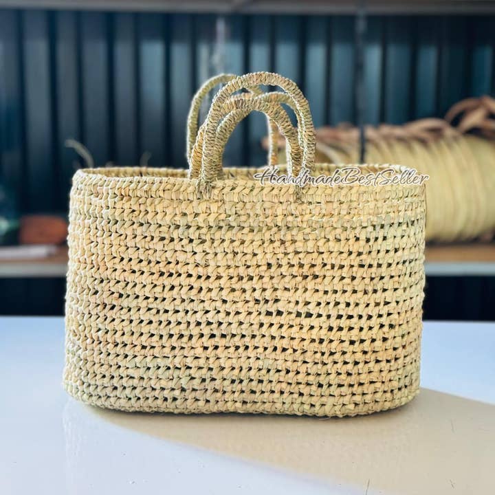 Handmade Woven Straw Tote Bags – Lightweight and Durable for wholesale by HandmadeBestSeller